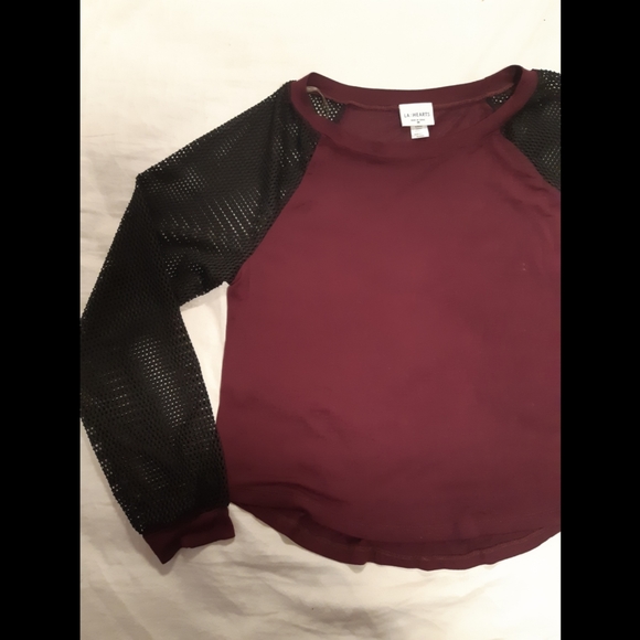 NWOT Maroon Mesh Long Sleeve - Picture 4 of 4